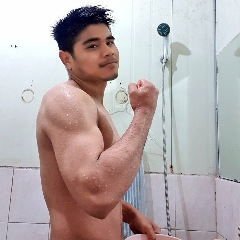 KaungKinMoe17's tweet photo. #NewProfilePic 
အစစ်အမှန် ခင်သူတွေပဲ ပြန်ခင်မယ် https://t.co/GJ17Zsjhyw