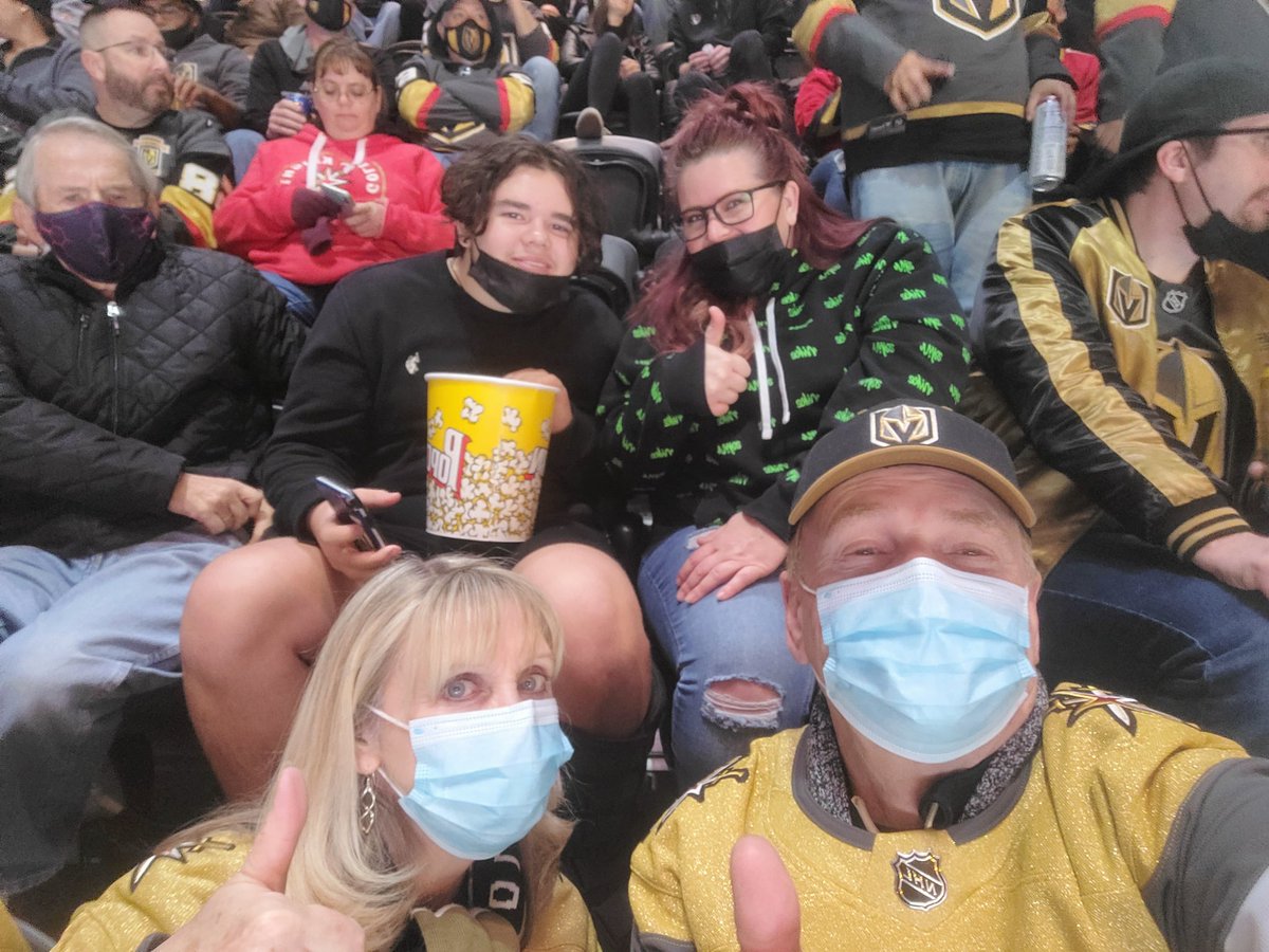 PirateFest_LV's tweet photo. Having a Golden Evening!! Go Knights!! #VegasBorn #vegasstrong https://t.co/RnaGiku27u