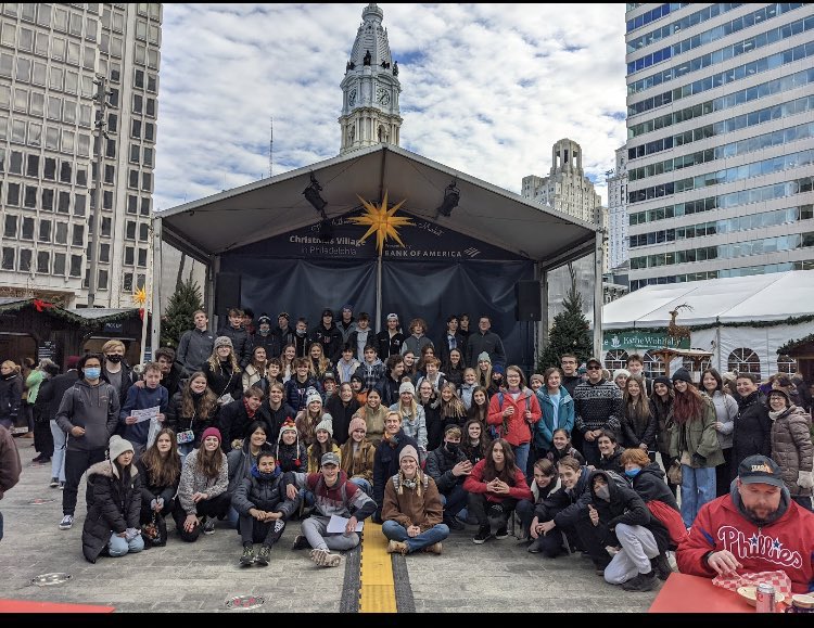 HMHSGerman's tweet photo. The HMHS German students had a wonderful time at the Philadelphia Christmas Village last Friday! https://t.co/Ho1wxnjL4j