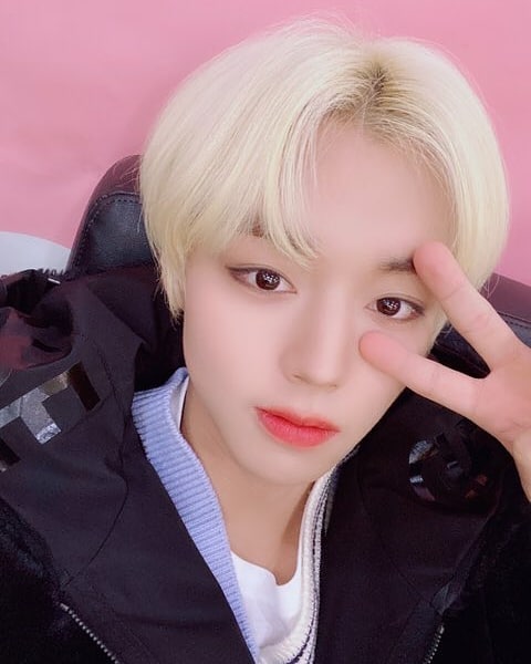 DIOBRANDOTWT's tweet photo. ،   ﾉ   @dιo  *⠀brᥲᥒdo   #♟   nəw   ᥳρdᥲtᥱ  🎧   [ 𝗽𝗹𝗮𝘆𝗹𝗶𝘀𝘁 ]   _  : #FirstInvasion #InfiniteStreamParty

Este día salgo de mi cueva para hablarles de la increíble canción que es Come Back Again todo un temazo sin duda alguna. https://t.co/90MENUNTt4