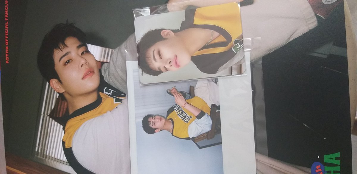 beeduck022021's tweet photo. @astro_merch_ 
Ano pba masasabi ko!!may umuwi na pogi from ASTROMERCH😍😍😍sealed😍😍and protected🥰🥰🥰 https://t.co/VnUBlBZJL4