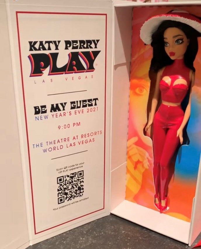 alejandrolu88's tweet photo. Hey Katy! @katyperry I'm from México and I´m going to your New Year Concert Party 🍄😍🥳🎉♠️♥️🎰 Could I get a doll? 🙌 the doll is fucking amazing 🥳🎉 https://t.co/nVaew9eUHf