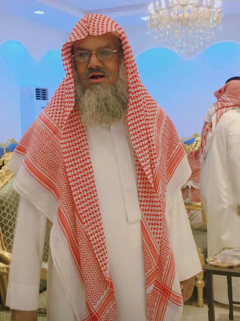 رحمك الله ياصاحب القلب الطيب والأخلاق الرفيعه

عظم الله اجرنا بفقدك 

الله يرحمه ويغفر له ويسكنه فسيح جناته ويلهم اهله وذويه الصبر والسلوان

وإنا لله وإنا إليه راجعون

#الشيخ_خلف_مرسال_الرويان_في_ذمةالله