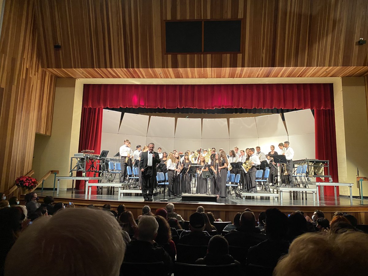 JTCameron24's tweet photo. Wonderful concert from the concert bands of the BOSS #todayatshs https://t.co/fVLHb7Ys70