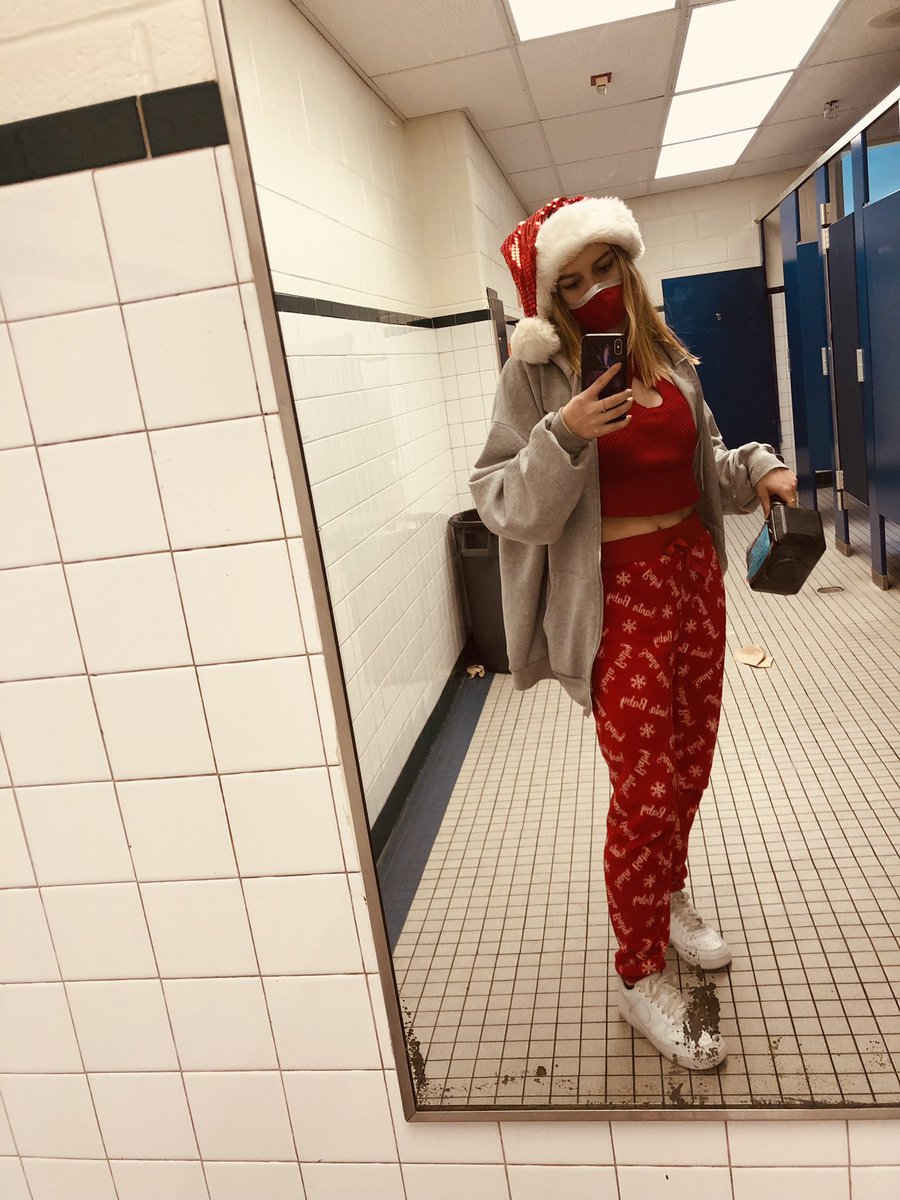 AmandaPurringt1's tweet photo. #Winterspirit23 https://t.co/ZtUpYYTett