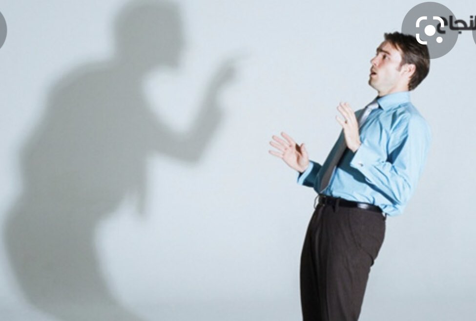 Страх паника картинки. Тревожность и паника. Неуверенность. Страх перед самим собой. Величайший в мире страх это страх перед мнениями других.