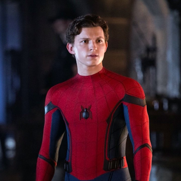 SeriesUpdateFR's tweet photo. Tom Holland a déclaré qu'il aimerait partager l'écran "un jour" avec Tobey Maguire et Andrew Garfield dans un film #SpiderMan.

"Malheureusement, je ne pense pas que nous pourrons porter les costumes ensemble." 

(via @APEntertainment) https://t.co/OeC4YLJi1a