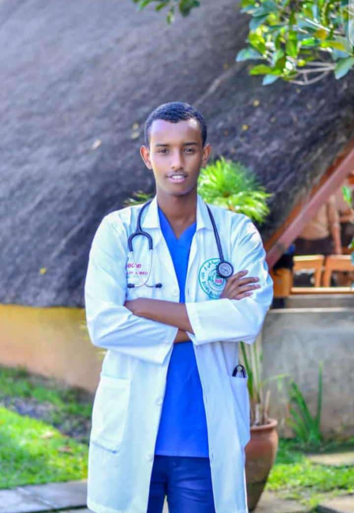 ntvuganda's tweet photo. JUST IN: Two bodies of intern doctors working at Kitovu hospital have been retrieved at Orchid beach, near sand beach Nabugabo in Masaka. The two medical workers are said to have drowned at the same beach yesterday evening. #NTVNews 

Details to follow! https://t.co/gzDEqPXMVY