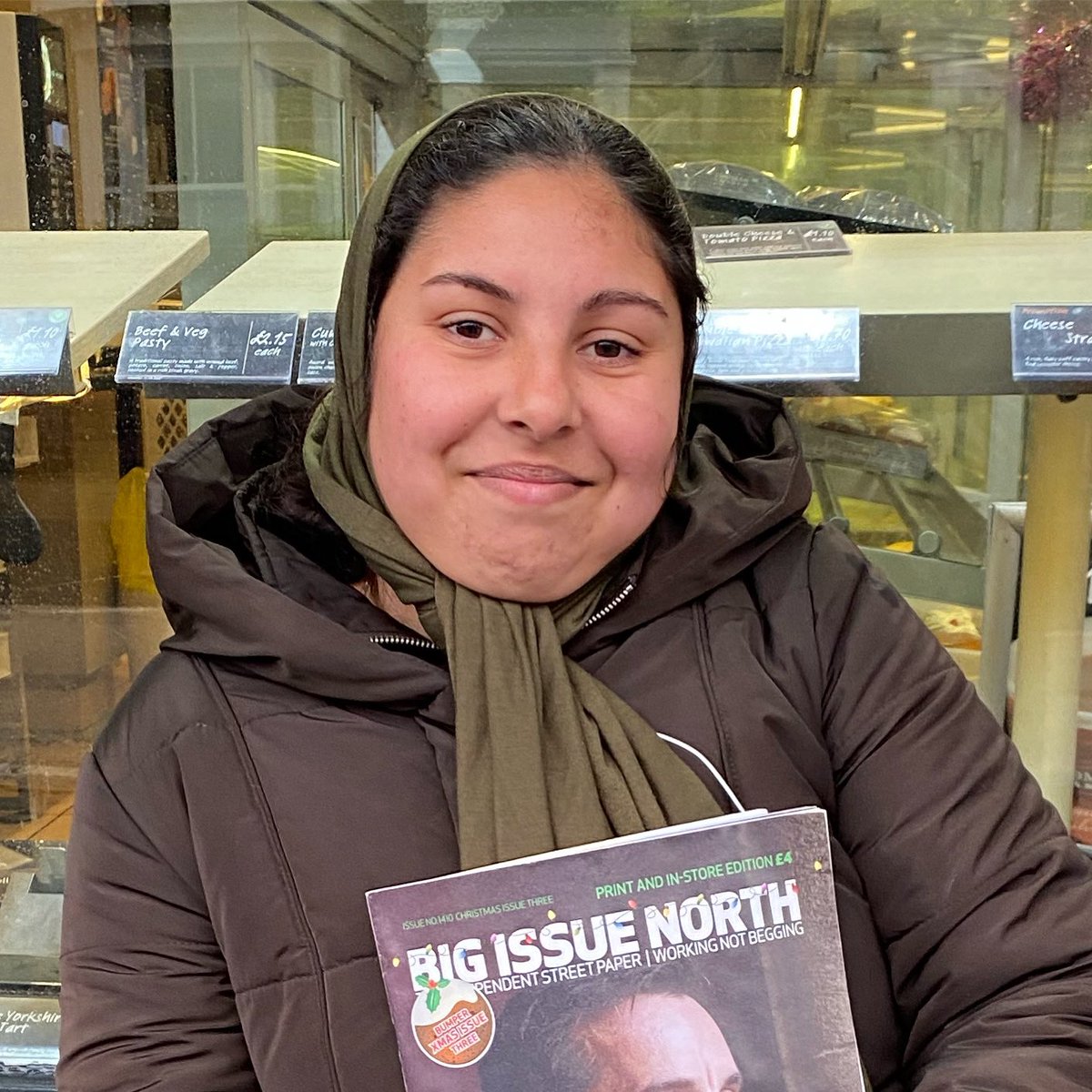 thepig1000's tweet photo. This is Lumi!
Can we buy some Big Issues from Lumi and get her home early today? It’s too cold and damp to be stood out there all day. Go say hi, she’s lovely! (and buy a Big Issue) She’s just outside Thomas’s/Trinacria ❤️ https://t.co/Z3dKjswwOl