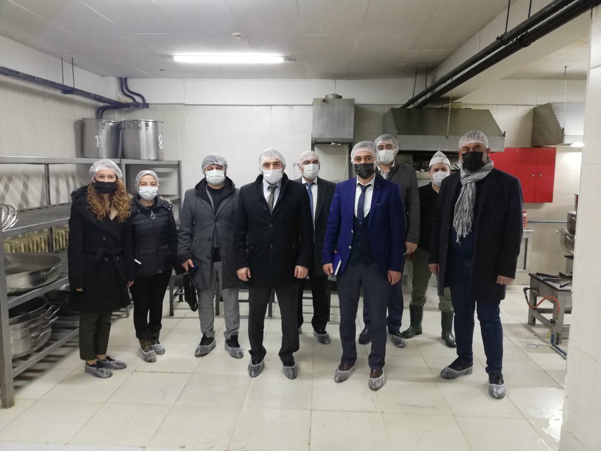 Taşımalı öğrencilerimize yemek hizmeti veren,Alaçam Öğretmenevi yemekhanesi komisyon tarafından denetlenmistir.Özverili çalışmaları için Öğretmenevi yöneticilerimize, yemek hizmetinde çalışan personele ve denetim ekibine teşekkür ederiz.<a href="/AlacamMem/">Alaçam İlçe Milli Eğitim Müdürlüğü</a> <a href="/sztrl/">sezai tural</a> <a href="/gokhanmurat1/">Murat YİĞİT</a> <a href="/samsunmem/">Samsun İl Milli Eğitim Müdürlüğü</a>