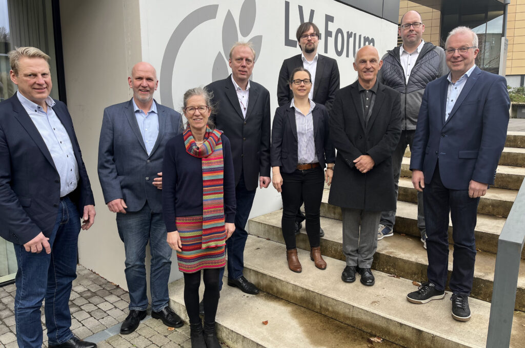 Landvolk's tweet photo. Mehr als 100.000 gegen Geruch geimpfte Eber überzeugen
(L P D) – Es ist der Ebergeruch, den manche Verbraucher verstärkt wahrnehmen, wenn dieses … #Ebergeruch #Improvac #Schweinehalter > https://t.co/dFbmcmD3n7 https://t.co/zPxsDor3gU