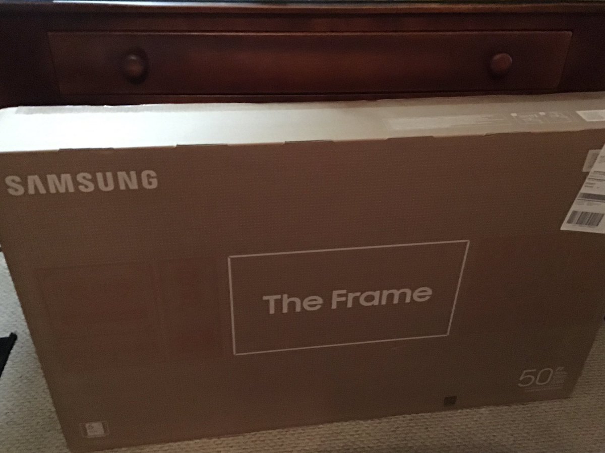 surveylisa's tweet photo. @TheRock thanks so much, this tv is HUGE #12daysofrednotice https://t.co/vriD1cEAvj