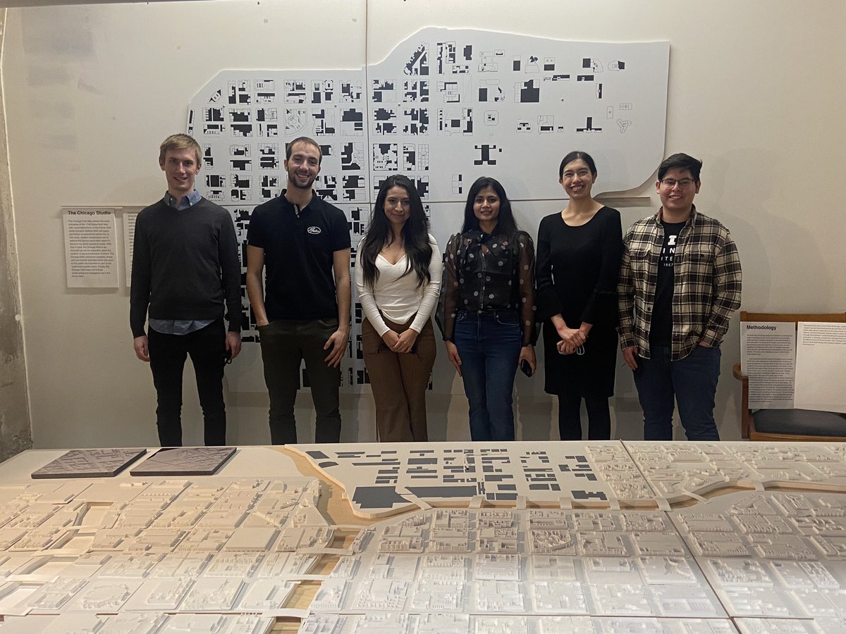 paco_rsvp's tweet photo. Proud of our @ARCHatIllinois #ChicagoStudio Team, as well as Prof. Kevin Hinders for organizing a magnificent Open House and Exhibition. We are committed to creating an epicenter of architectural debate and discussion in the city. Grateful to the many alumni who showed up. https://t.co/9JgwXBepJY
