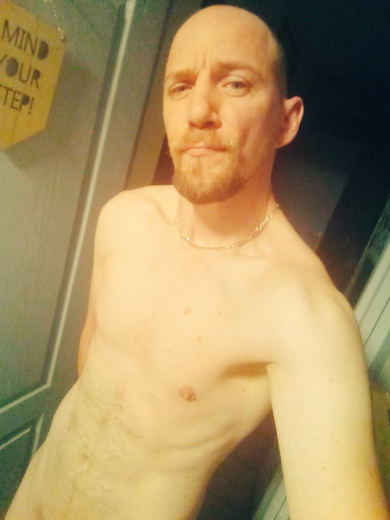 Bon Jeudi à Tous 😘. Le Week-end est presque la 👍👌💋