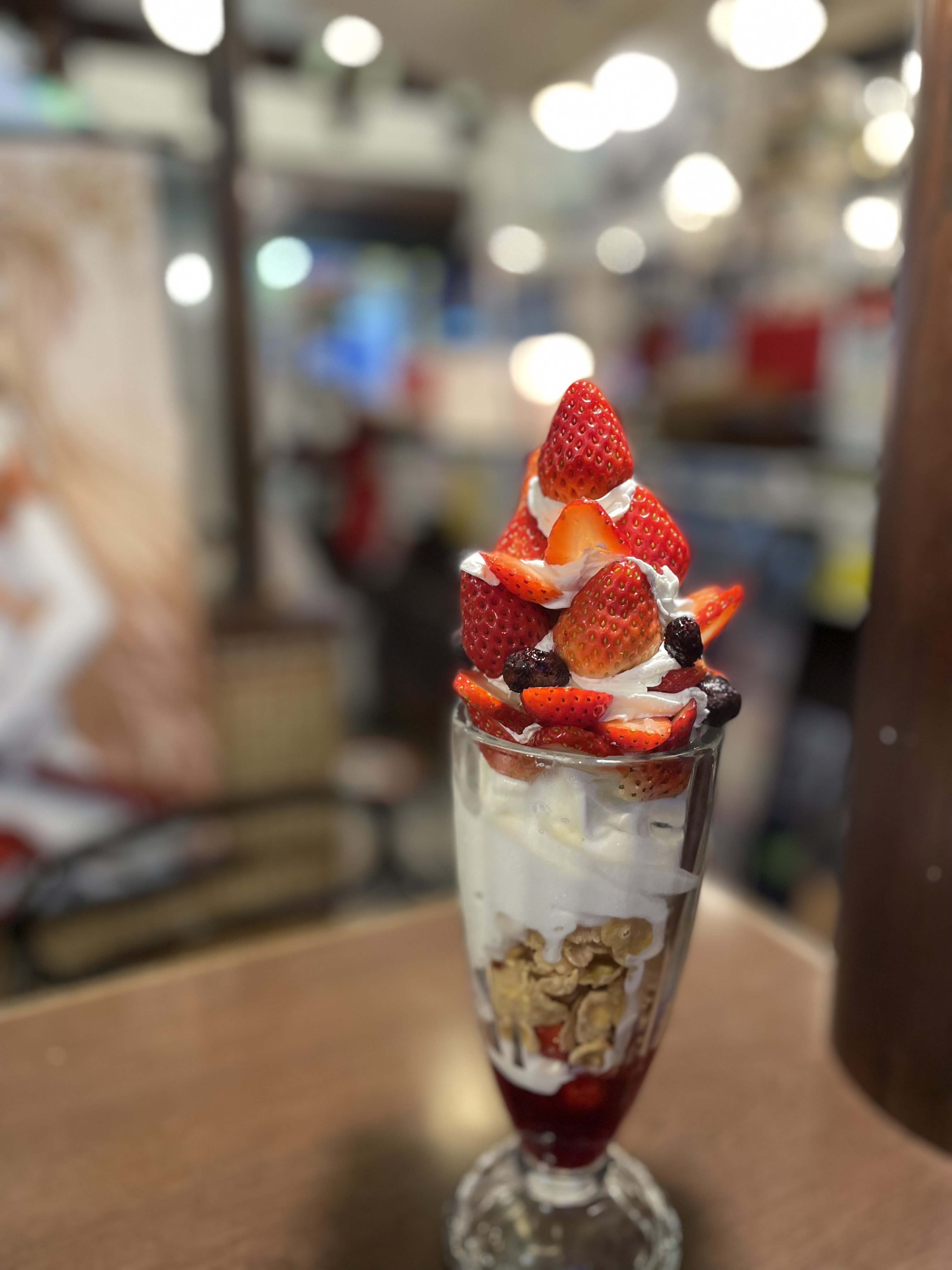 Twitter 上的 Procafe プロカフェ 本日もまたまた美味しい いちご が入荷いたしました イチゴのタワーパンケーキ イチゴのパフェ 本日も販売しております 土日は時間ご予約も承りますので 御来店お待ち申し上げます パフェ 水戸 カフェ プロカフェ