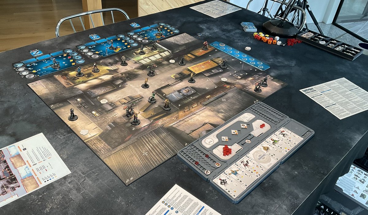EOGamers's tweet image. Set up for tonight&apos;s game of #BatmanGothamCityChronicles. Despite a terrible rulebook and the most fiddly overwrought graphic design ever (those damn icons!), it&apos;s still a very fun game when the scenario is right. Just don&apos;t try to play it without my summary and reference! 😜