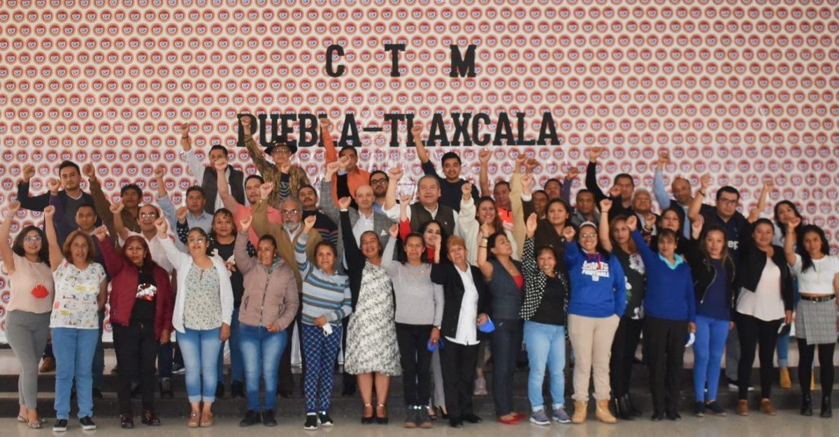 #InformativoRegionalPuebla | La federación de trabajadores adherida a la <a href="/CTMPuebla/">CTM_FTPuebla</a> iniciaron con éxito las negociaciones correspondientes al año 2022 con un incremento directo al salario de los trabajadores de un 13 % y un bono de $600 pesos.
#UnidadYTrabajo