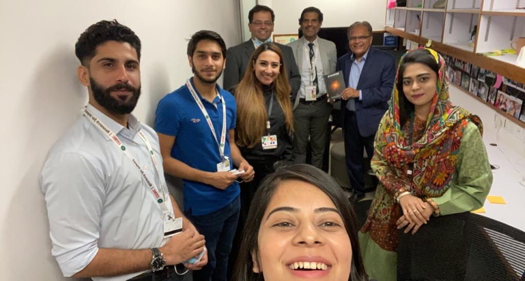 After a successful collaboration over the AKU Student Mental Health Hackathon, here is a snapshot of Dr. Zul Merali, Director, Brain &amp; Mind Institute, enjoying a chat with the CCIT team!
<a href="/AKUGlobal/">Aga Khan University</a> <a href="/AKU_BMI/">AKU Brain & Mind Institute</a> <a href="/amian74/">Asad Mian</a> 
#AKUGLOBAL #AKU #CCIT #MEDJACK #mentalhealth #students
