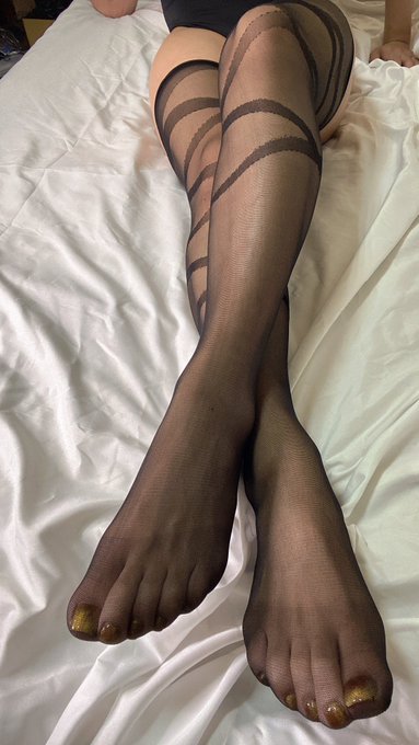 Pretty🦶💕💕 https://t.co/0anIt6X16Q