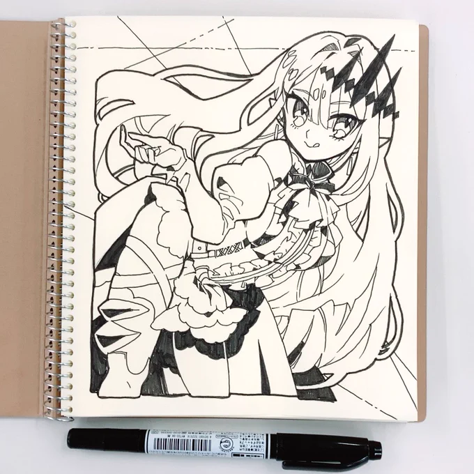 今年はアナログでお絵描きもしたな〜 