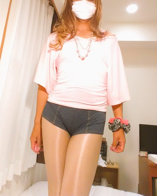 ムチムチテカテカ❤ https://t.co/EJL1pW8gtb