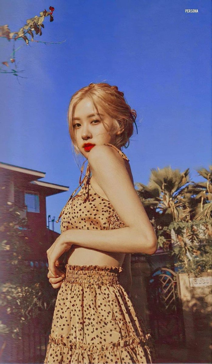 trangnhungnguyn's tweet photo. Xả vote trên web, stream trên AM và retweed trên twitter nhá mn #MAMAVOTE  #rosé https://t.co/i90G2B2Rzn