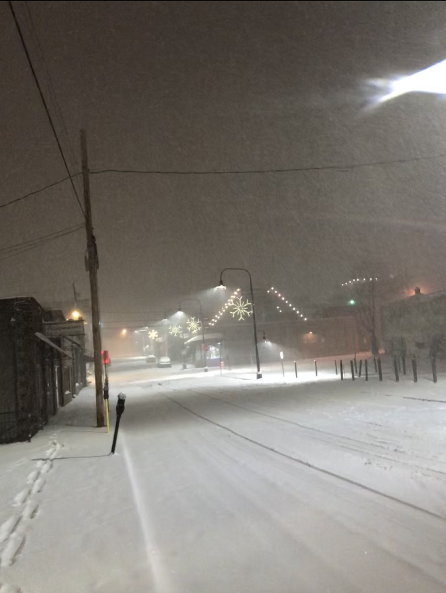 DrunkYosef20's tweet photo. The incredible vibes of the 2018 Boone blizzard were three years ago today. https://t.co/Oq6NAzzcTz