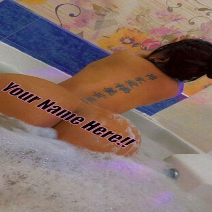 Your name on my butt by @Wendyrestrepo33 https://t.co/8macjwewL3 Find it on #ManyVids! https://t.co/<a class="tags" href="/tag/wendyrestrepo33">@wendyrestrepo33</a><a href="/tag/manyvids"class="tags"><span>#manyvids</span></a>