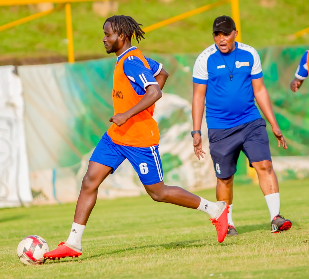 rayon_sports's tweet photo. 📸 | Wenesday's evening training session! 💪  

#Gikundiro #OneTeamOneDream https://t.co/oMLCGcwzI6