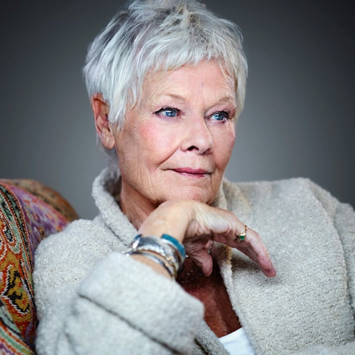 TheatreHD's tweet photo. Сегодня день рождения отмечает несравненная #JudiDench! Яркая, изысканная, ироничная, вдохновляющая, потрясающе стильная женщина, актриса невероятного таланта. Очень любим, поздравляем, желаем крепкого здоровья и, конечно же, с нетерпением ждем в проекте с новыми работами❤️ https://t.co/BB31N9EPCv