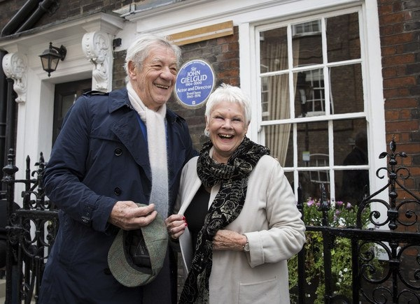 TheatreHD's tweet photo. Сегодня день рождения отмечает несравненная #JudiDench! Яркая, изысканная, ироничная, вдохновляющая, потрясающе стильная женщина, актриса невероятного таланта. Очень любим, поздравляем, желаем крепкого здоровья и, конечно же, с нетерпением ждем в проекте с новыми работами❤️ https://t.co/BB31N9EPCv