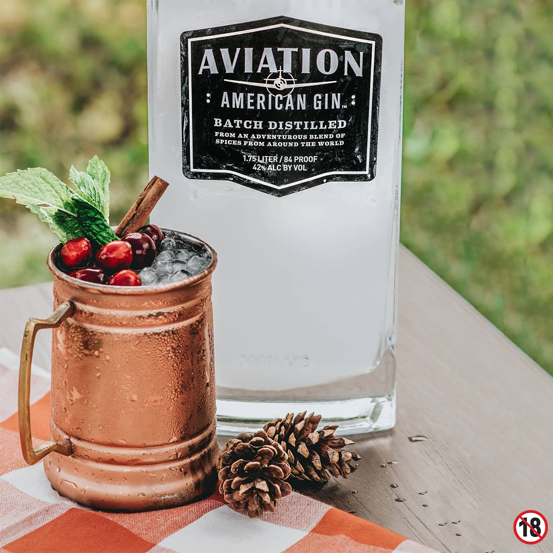 We are officially now a December fan account 🎄⛄🦌❄️