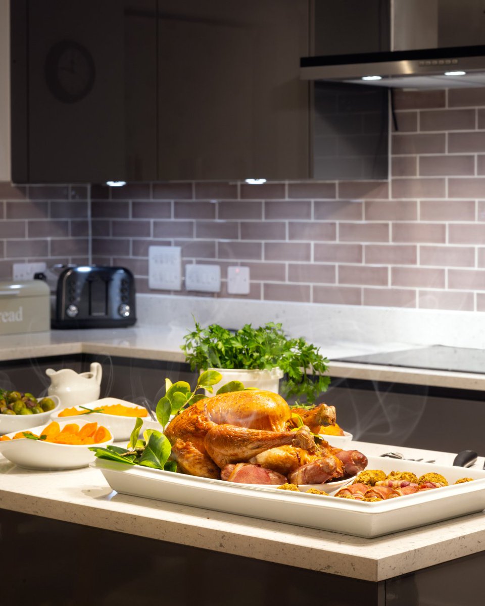 We are delighted to announce we have our ever-popular Christmas Dinner boxes available for pre-order. Our meat is sourced from premium livestock and will be accompanied by a selection of delicious ready-to-roast vegetables. 

l8r.it/zuEx