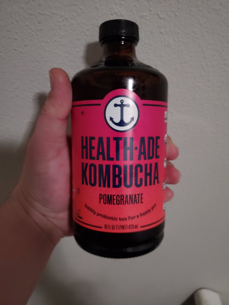 DiZTORDiD's tweet photo. Please help @DrinkHealthAde. I love your Kombucha drinks but they are nearly impossible to open. This bottle I have been trying to open all night. No one in my family can open it. May have pulled a wrist trying. Any suggestions??? #feedyourgut https://t.co/osjX6fcBHU