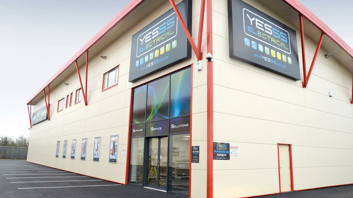 YESSSElectrical's tweet photo. ๐
Join #YESSS #Blackpool tomorrow (10th Dec) for their #YESSSMAS open day with @RointeUK, @Testinstrument, @armeguk and more.
๐Contact the branch for more details at https://t.co/UOm68qZuSy https://t.co/x1T3yDX9jd