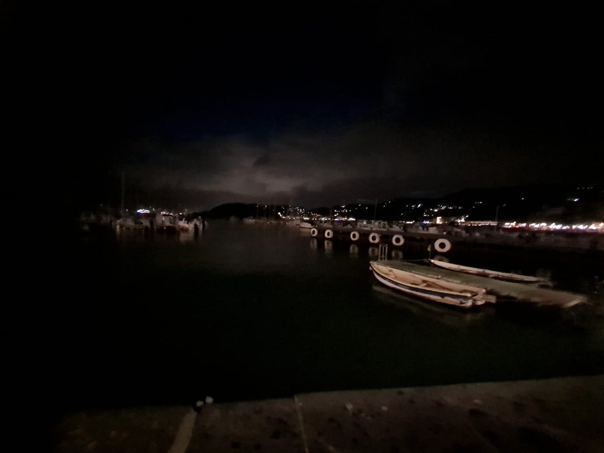 Mariachiara3108's tweet photo. Lerici di notte #Tweet #lerici #tweet100 #tweeter https://t.co/HOhH2d9ofg