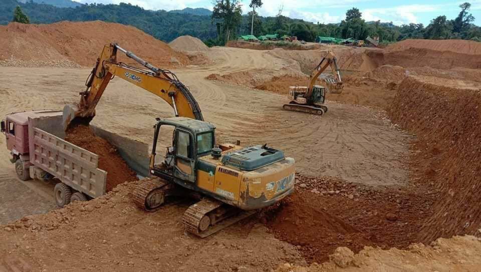 Gira_a2k's tweet photo. As per reports, the crops of local villagers in Swanparabon tsp, Kachin state were completely damaged as a result of the corporations' significant gold digging there. #Total_StopSponsoringSAC #Dec9Coup  #WhatsHappeningInMyanmar https://t.co/zC7HVcT89z