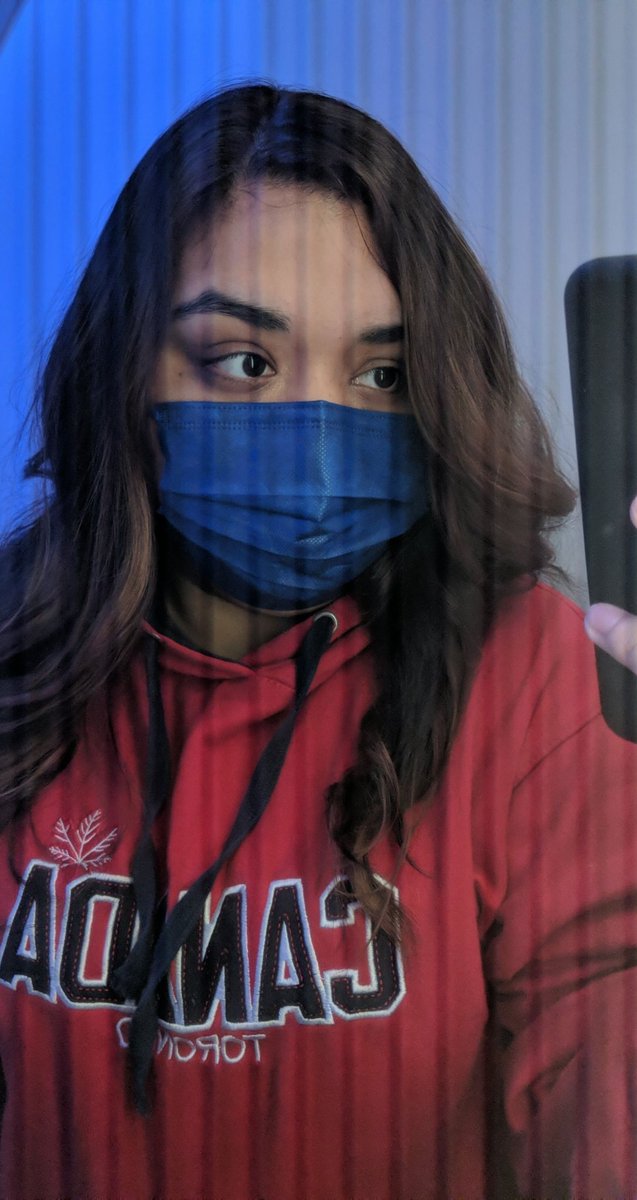 lupegjo's tweet image. Bathroom Airplane Photo from today I seriously can't stop taking pictures I look so hot with my new hair