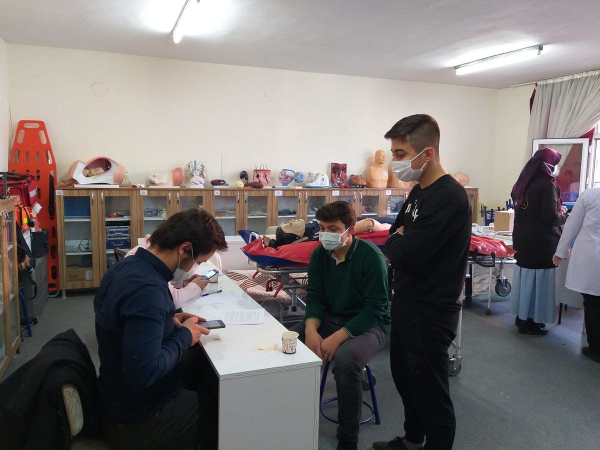 Okulumuz öğrencilerine covid-19 la mücadele  kapsamında İlçe Sağlık Müdürlüğü tarafından aşı yapılmıştır.
<a href="/20zgi/">Süleyman İzgi</a>