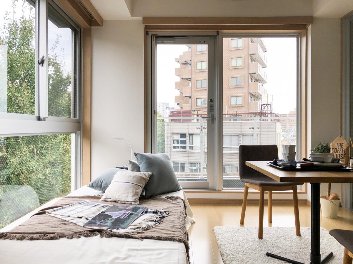 R Store アールストア 桜新町 東急田園都市線 Sky Rooooom 601号室 T Co Yhpnrhxugs 二面採光に ガラス張りのバスルームと 開放感ピカイチ 素敵な置き型バスタブで 日中は自然光の中入浴可能です 風を感じる お風呂に窓 お風呂