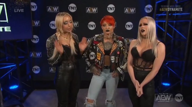 AjBlueBayBelt's tweet photo. Day 343 of Liv Morgan and Ruby Soho Photos! To all fan bases of The Riott Queen and The Sugar Plum out there, show off your favorite photos! #LivMorgan #RiottSquadForever #LivForever #LivDay #LIVIsLife #ForDoriWeRiott #HeidiLovelace #ThankYouRuby #Riott2Liv #Liv2Riott #RubySoho https://t.co/6WgcbYeKNx