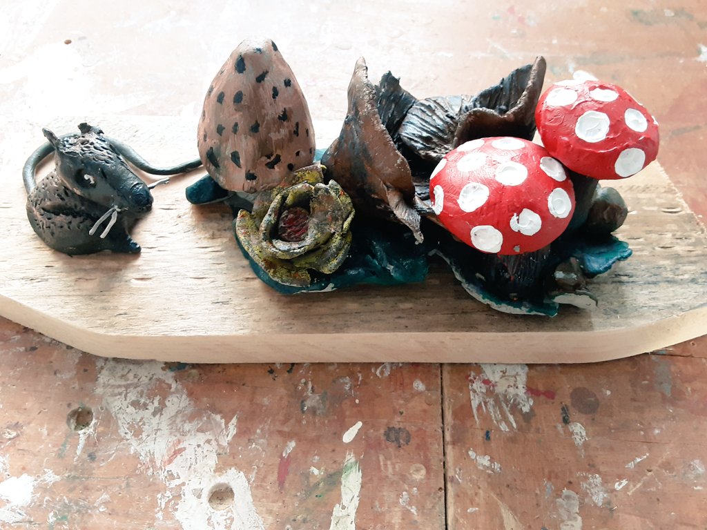 VrsSolent's tweet photo. How amazing is this!? 🐭🍄  This is a project which a client has been working on in our workshop over the past month - whilst building up his strength and stamina in standing, improving his fatigue and challenging his concentration. #vocrehab #neurorehab #clientproject https://t.co/Tp12dHC4Fc