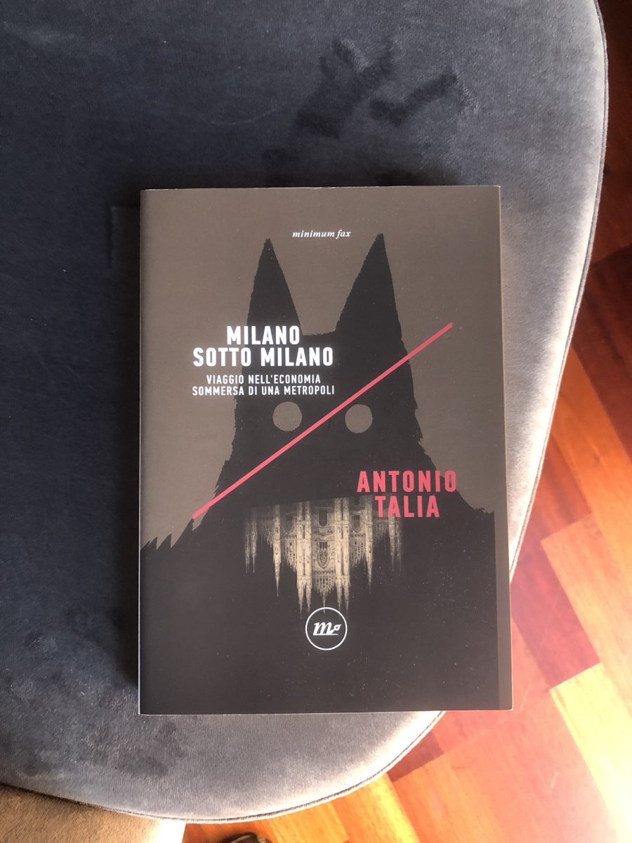 AntonioTalia's tweet photo. È stata una #plpl21 speciale, un bel segnale di normalità nonostante mascherine e varianti. Grazie a @MassimoCarlotto, a @minimumfax  e - soprattutto - a tutti i lettori che hanno partecipato.
Dopo Roma domani #MilanosottoMilano sbarca a Napoli! https://t.co/sJVbBwJ0ng