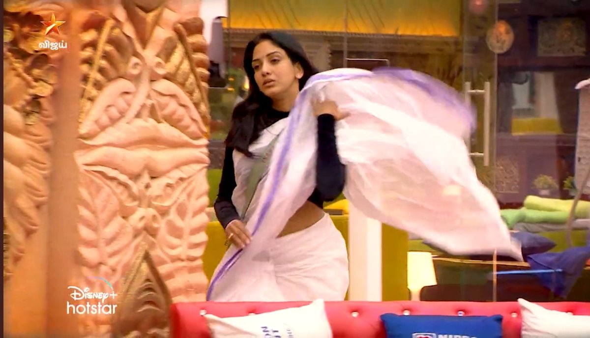 Vidhya_Pavni's tweet photo. It’s time for a queen to rise.🔥❤️
#WeStandWithPavni 
@Pavani9Reddy https://t.co/rVfSCwLleT