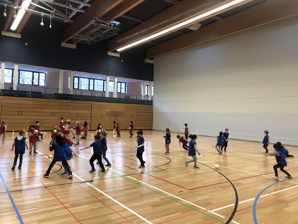 Lara Hodel-Mortensen (@ms_hodel3hm) on Twitter photo Day 7 of #12DaysTwitter. Today I joined my class for their #PE lesson. We played “Knock the Pins Down” What fun we had! But I definitely realized my high intensity cardio is not what it used to be 😬🥵<a href="/FIS_School/">Frankfurt Int School</a> Day 7 of #12DaysTwitter. Today I joined my class for their #PE lesson. We played “Knock the Pins Down” What fun we had! But I definitely realized my high intensity cardio is not what it used to be 😬🥵<a href="/FIS_School/">Frankfurt Int School</a>