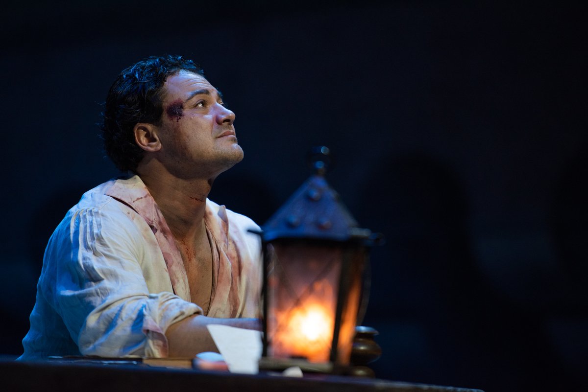 OperaRoma's tweet photo. #Tosca come la volle e vide #Puccini resta in scena al Costanzi ancora il 9 e 12 dicembre: questa sera alle 20 la terza recita con #SaioaHernández, @VittorioGrigolo e #RobertoFrontali.

#operaroma #TORtosca 

Ph. Fabrizio Sansoni / TOR https://t.co/otV4rCKN3s