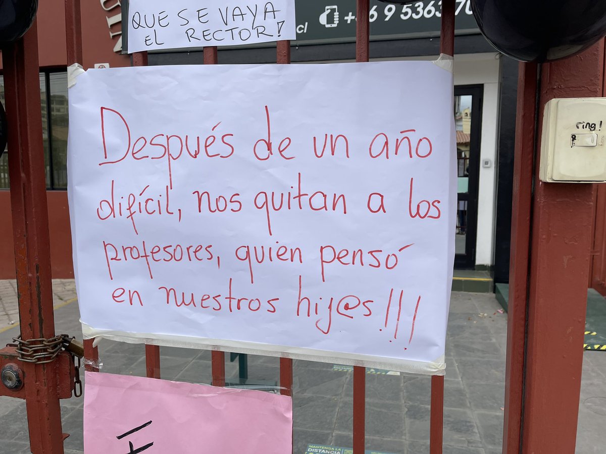 RobsharAbdala's tweet image. #fuerarector  #colegioSanjioaquin #LaSerena @LaSerena_Chile @LaSerenaOnline @elobservatodo @MiRadiols @eldia_cl  !!  Queremos a nuestras Misses de vuelta !!! #nomasdespidos !!!🤬