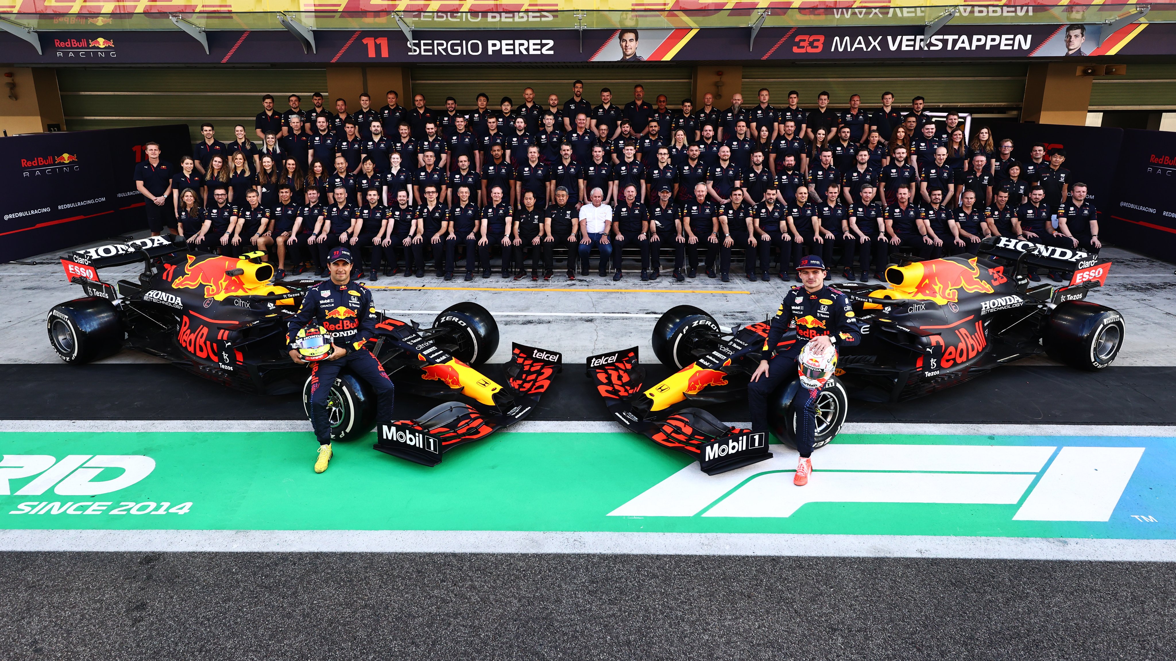Oracle Red Bull Racing The Class Of 21 An Extraordinary Effort From The Whole Team At The Track And Back At The Factory In Milton Keynes Throughout This Season