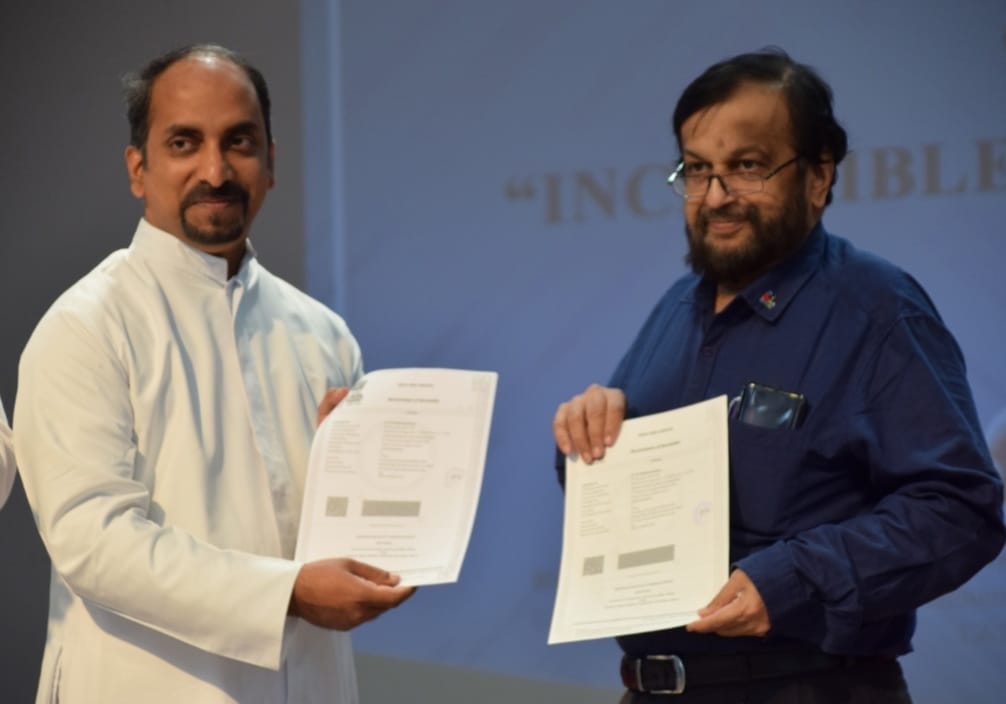 PrciWorld's tweet photo. PRCI -YCC signs MOU with ST PAULS UNIVERSITY Bangalore.

#PRCI #YCC https://t.co/isEbcVeZPg