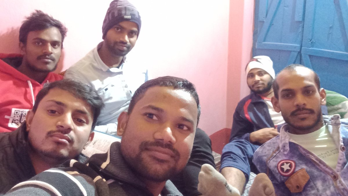 NitishK55260720's tweet photo. माननीय @yadavtejashwi  भैया ���पको नया जिंदगी मैं प्रवेश करने के लिए बहुत बहुत बधाई
आपका दाम्पत्�� जीवन सुखमय हो https://t.co/fEJ5D4acLh